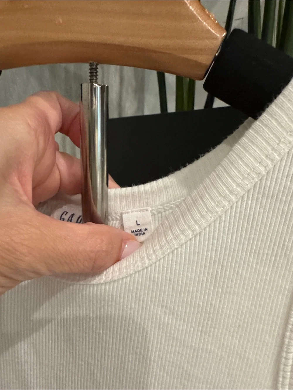 GAP sleeveless tank